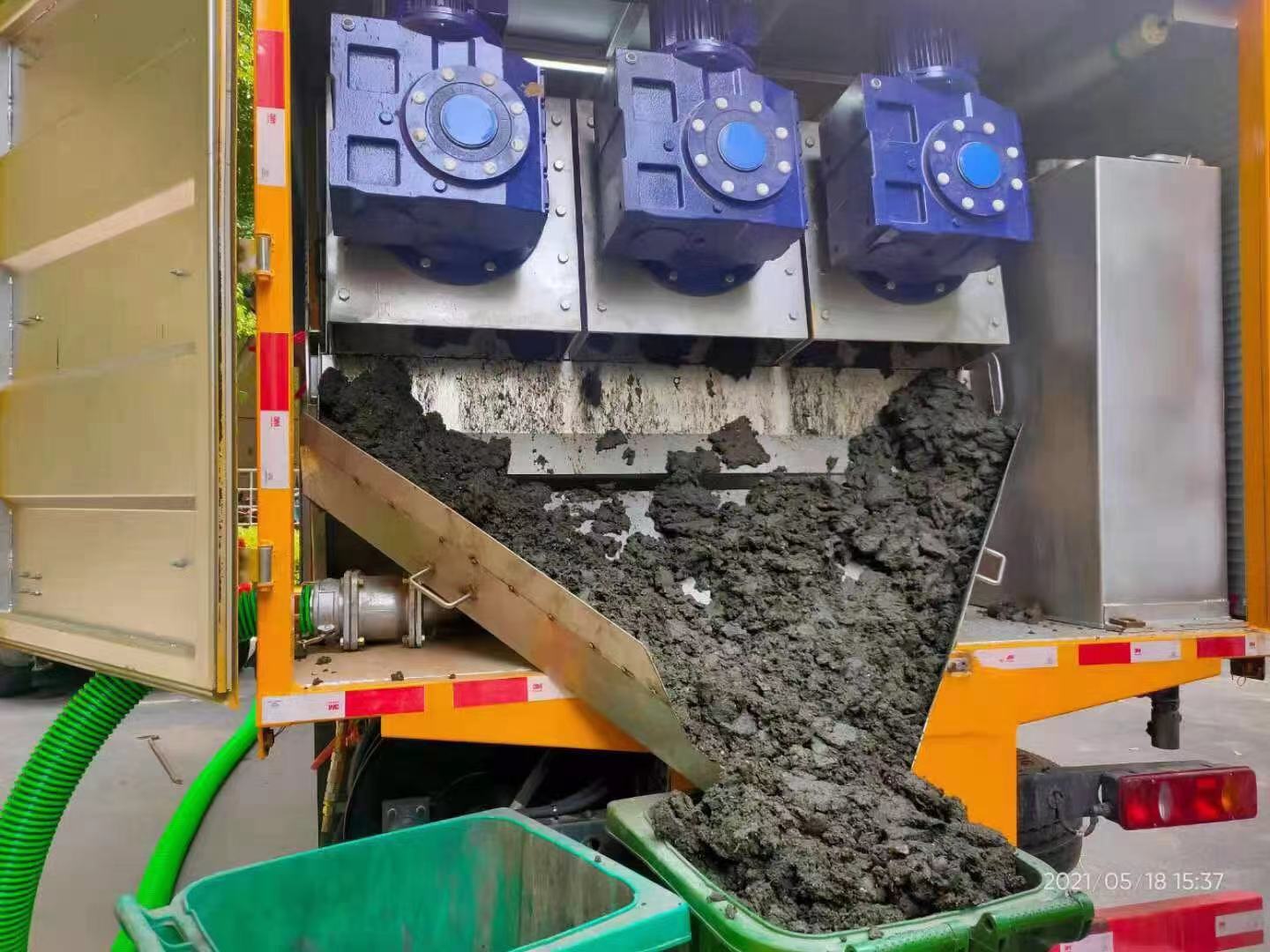 天安乡化粪池清掏城市维护站-泥浆净化干湿分离处理